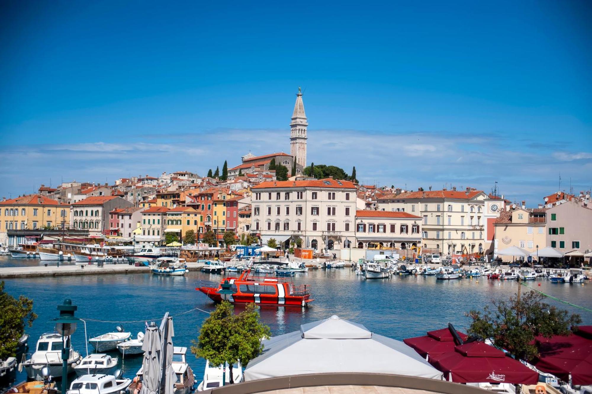 Riva Blu Sea View Apartman *