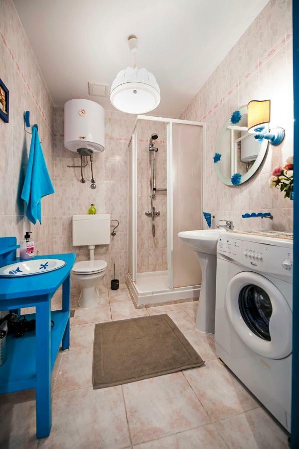 Riva Blu Sea View Apartman *